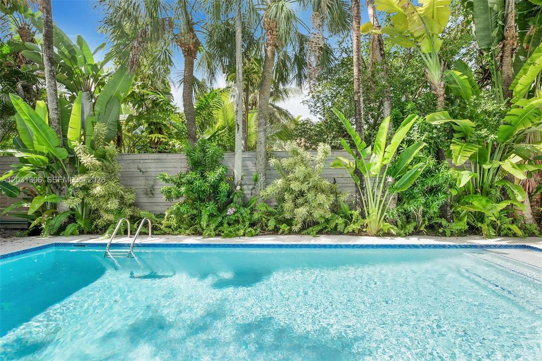 For Rent: $23,500 (4 beds, 3 baths, 2863 Square Feet)