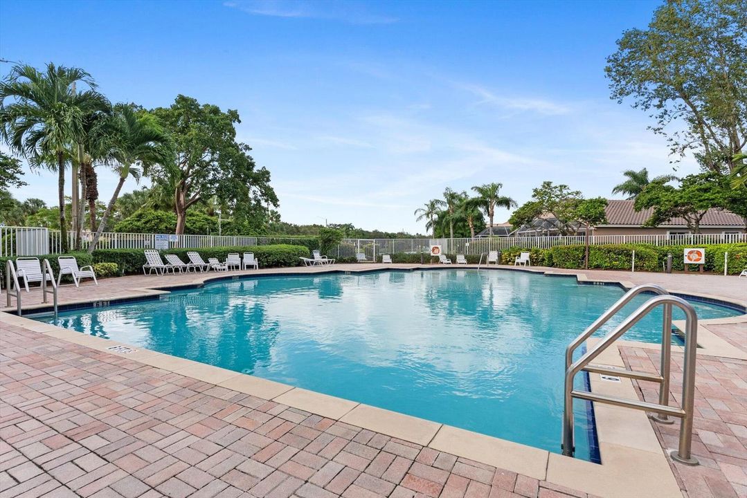 49-6422 egret ave-49