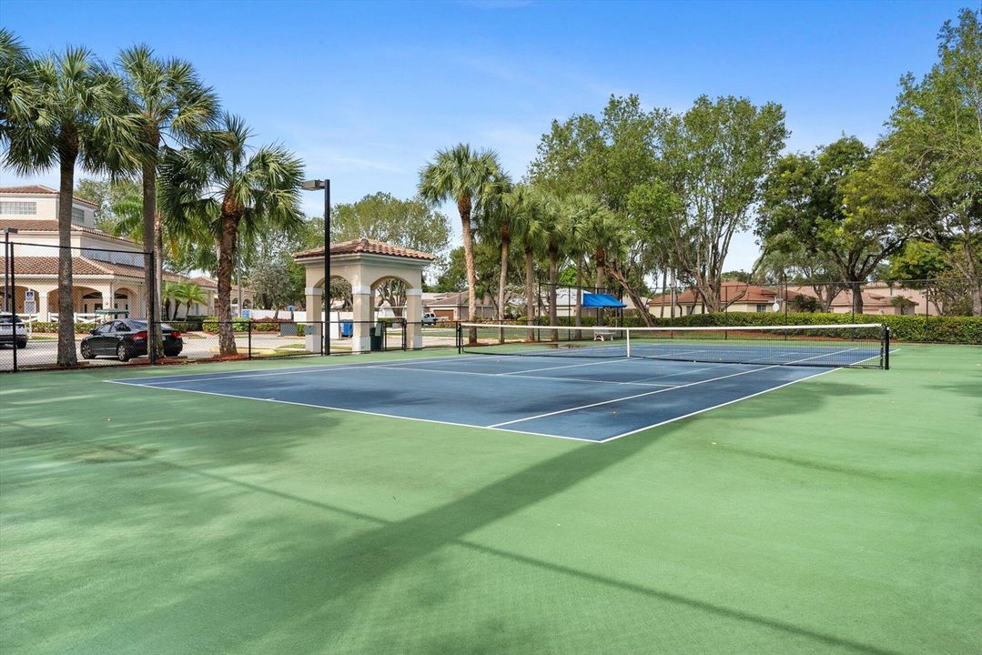 51-6422 egret ave-51
