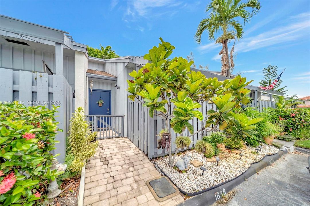 Front entry Gate to your Townhouse