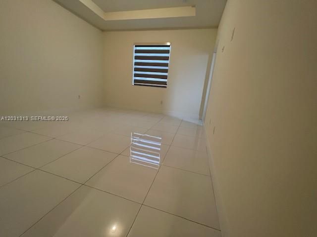 For Rent: $3,950 (4 beds, 3 baths, 1908 Square Feet)