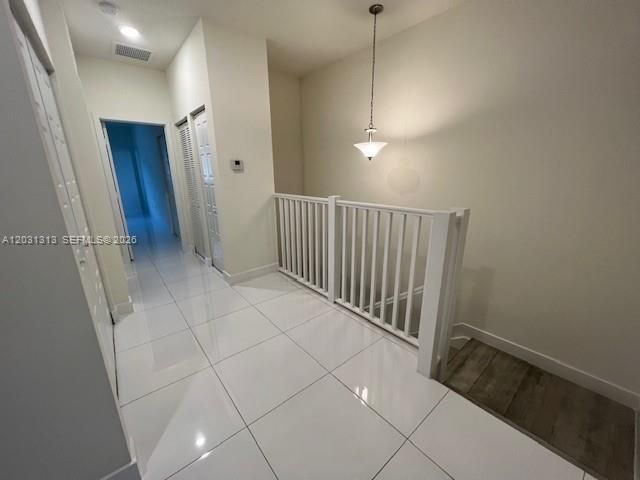 For Rent: $3,950 (4 beds, 3 baths, 1908 Square Feet)