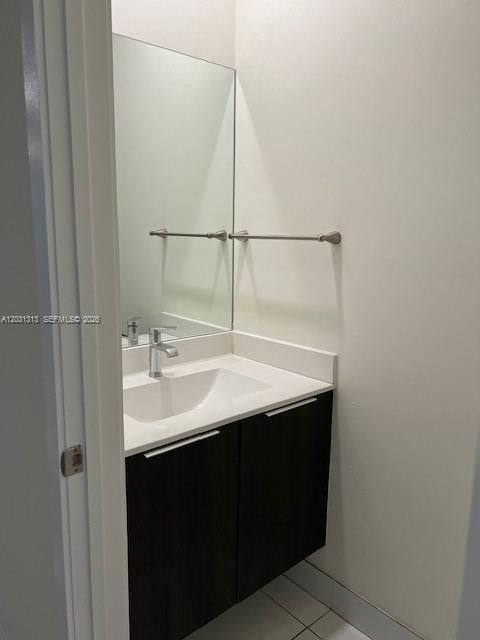 For Rent: $3,950 (4 beds, 3 baths, 1908 Square Feet)