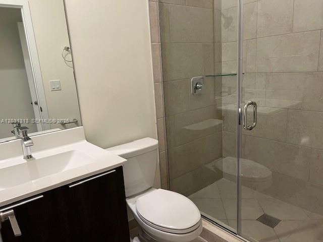 For Rent: $3,950 (4 beds, 3 baths, 1908 Square Feet)