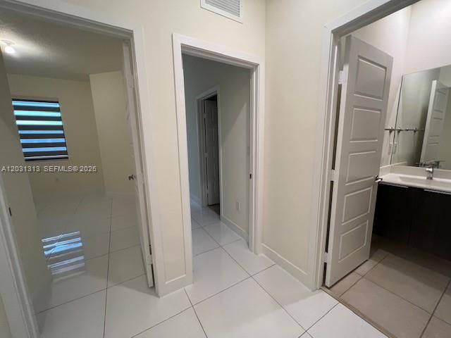For Rent: $3,950 (4 beds, 3 baths, 1908 Square Feet)