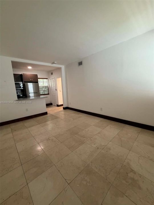 В аренду: $1,750 (1 спален, 1 ванн, 539 Квадратных фут)