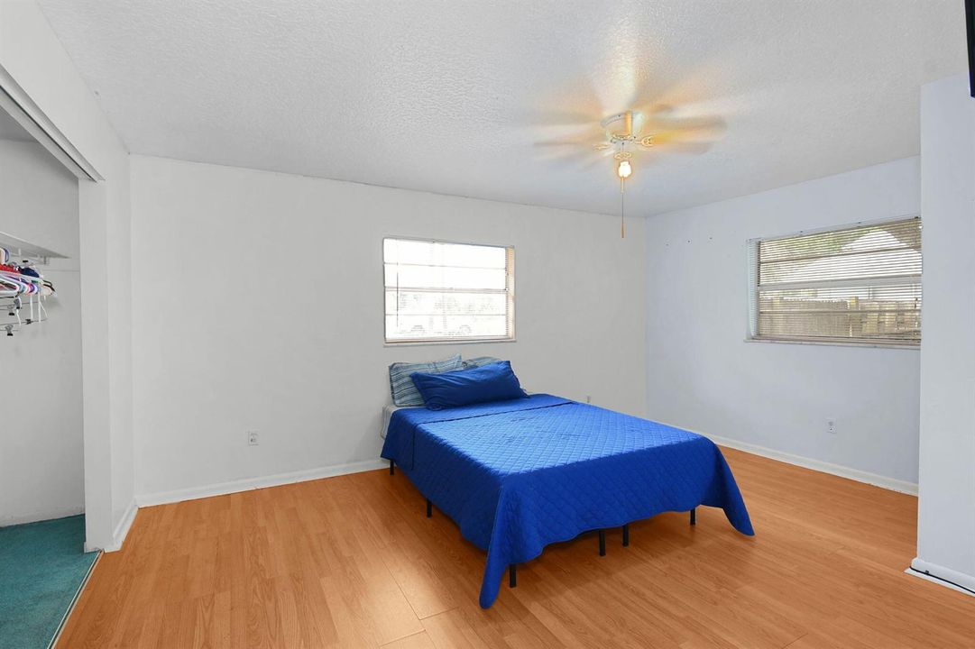 ond Bedroom