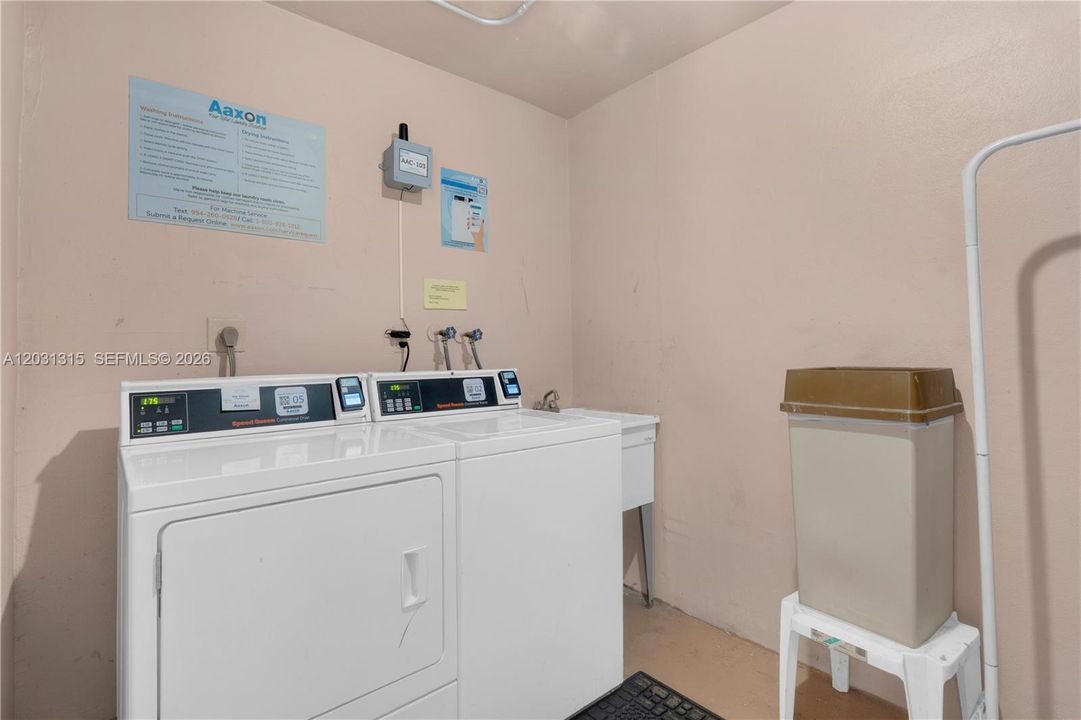 For Sale: $135,000 (2 beds, 2 baths, 840 Square Feet)