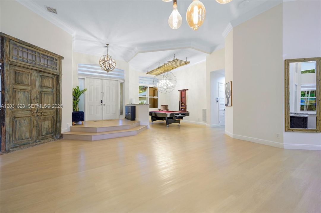 En Venta: $1,899,900 (5 camas, 4 baños, 4291 Pies cuadrados)