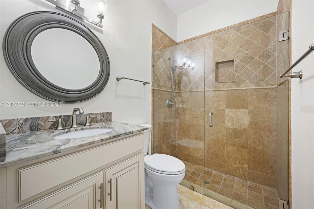 En Venta: $1,899,900 (5 camas, 4 baños, 4291 Pies cuadrados)