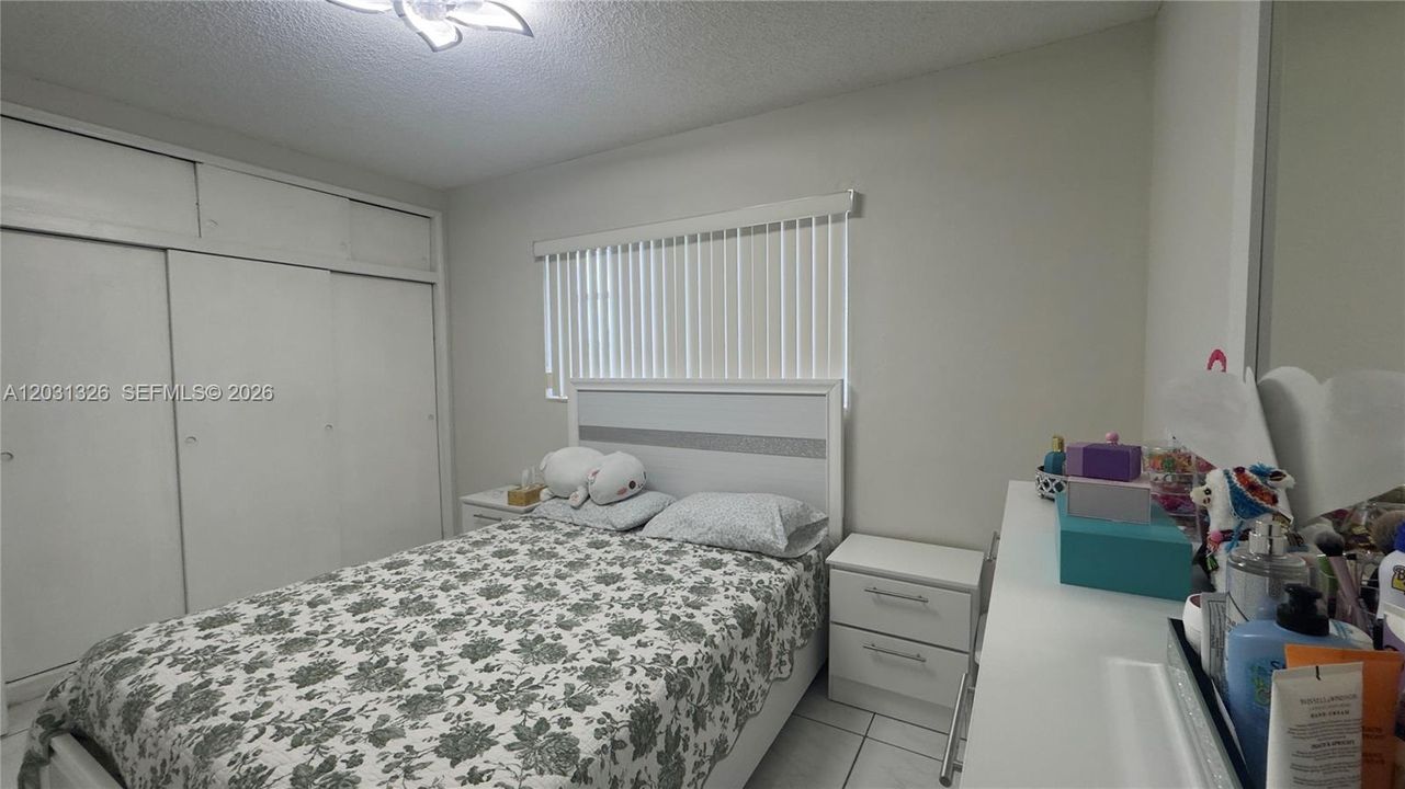 For Sale: $599,000 (3 beds, 2 baths, 1414 Square Feet)