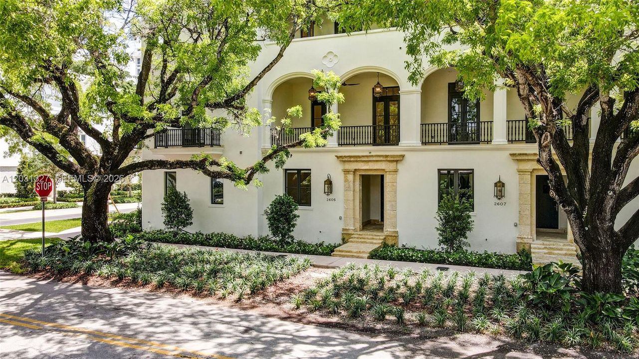 En Renta: $22,000 (4 camas, 4 baños, 4080 Pies cuadrados)