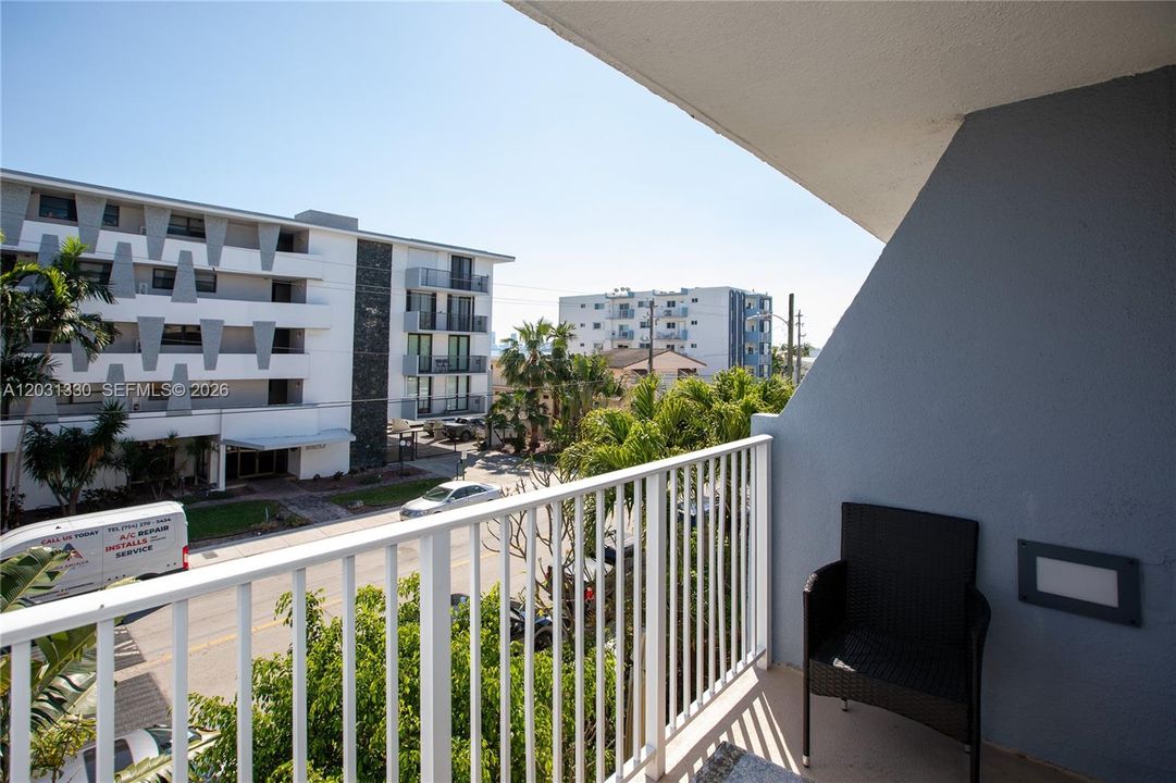 3rd balcony