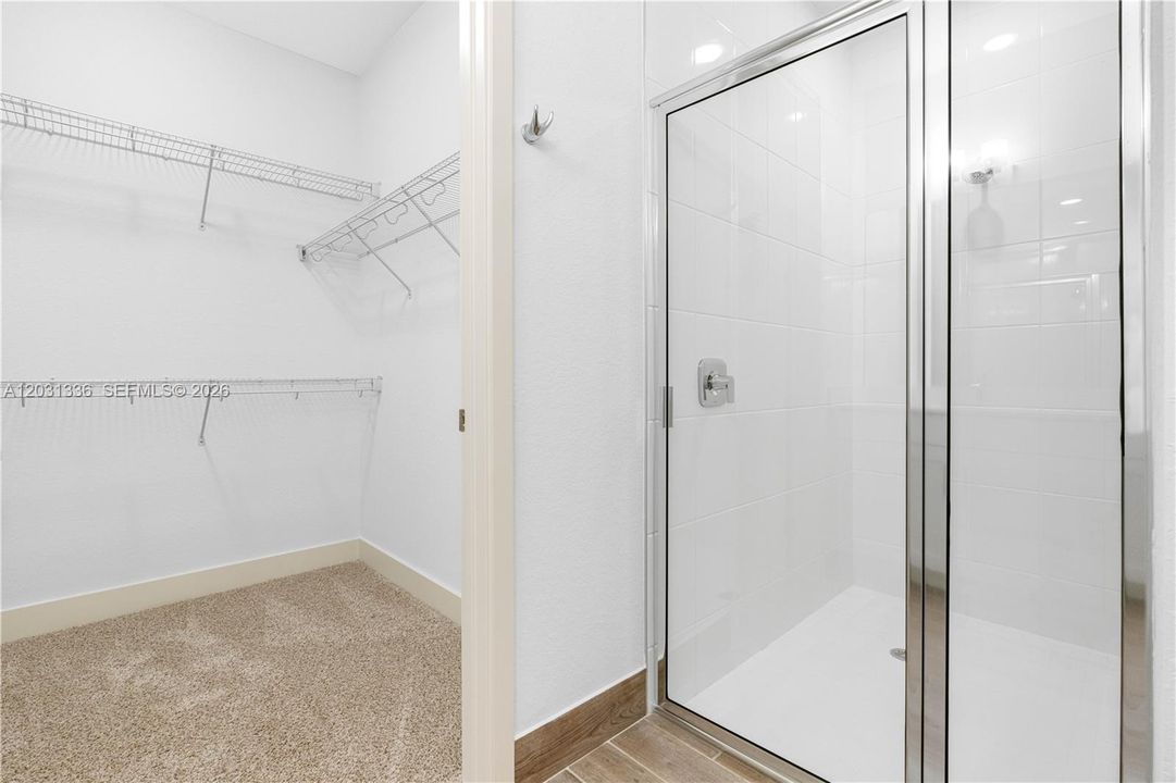 En Renta: $3,948 (2 camas, 2 baños, 1321 Pies cuadrados)
