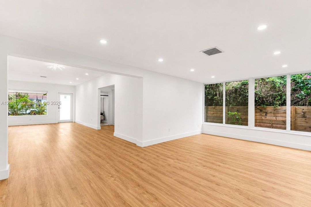 For Sale: $1,999,999 (4 beds, 3 baths, 0 Square Feet)