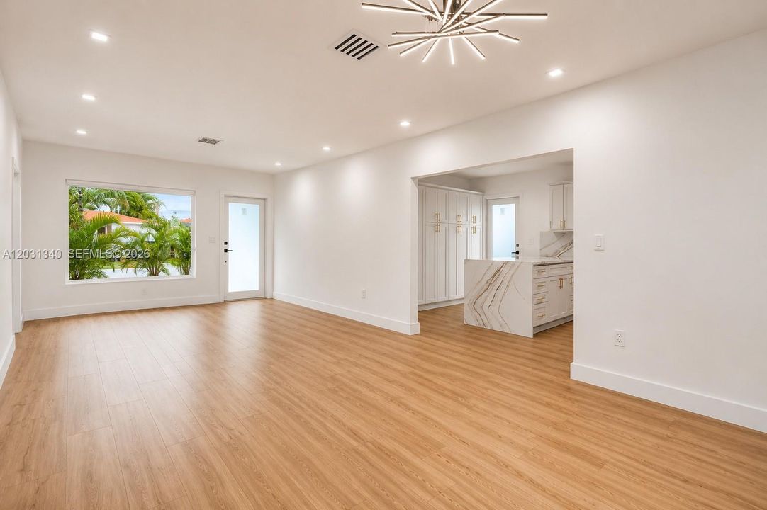 For Sale: $1,999,999 (4 beds, 3 baths, 0 Square Feet)