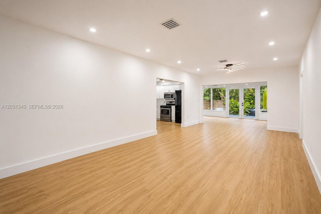 For Sale: $1,999,999 (4 beds, 3 baths, 0 Square Feet)