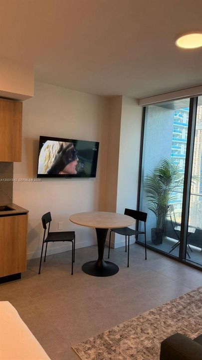 For Sale: $520,000 (0 beds, 1 baths, 343 Square Feet)