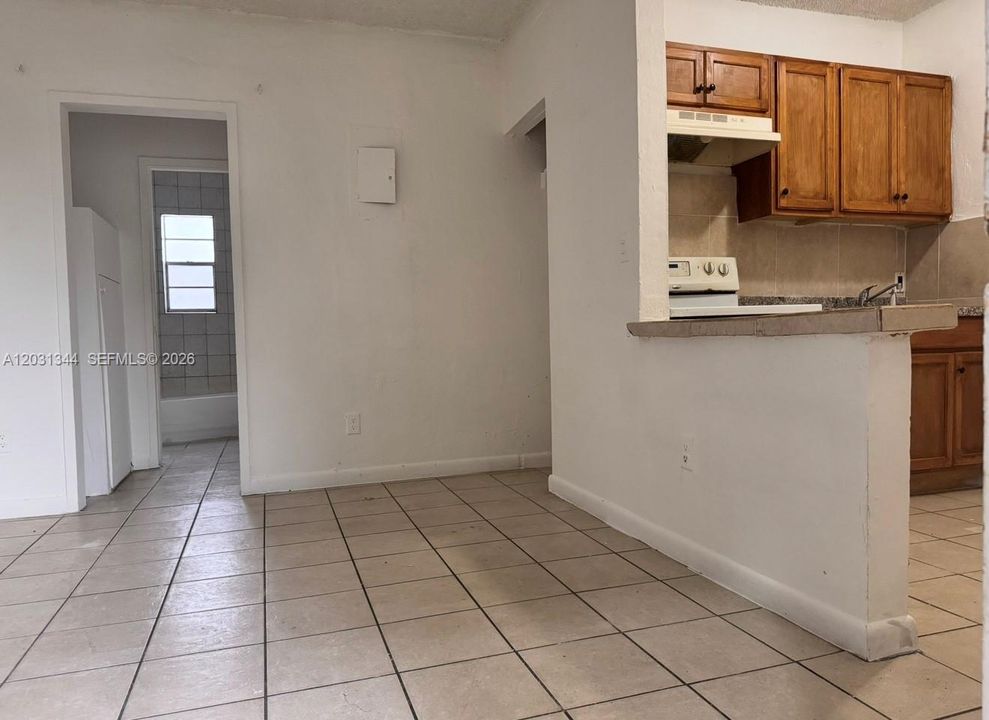 En Renta: $1,300 (1 camas, 1 baños, 11132 Pies cuadrados)