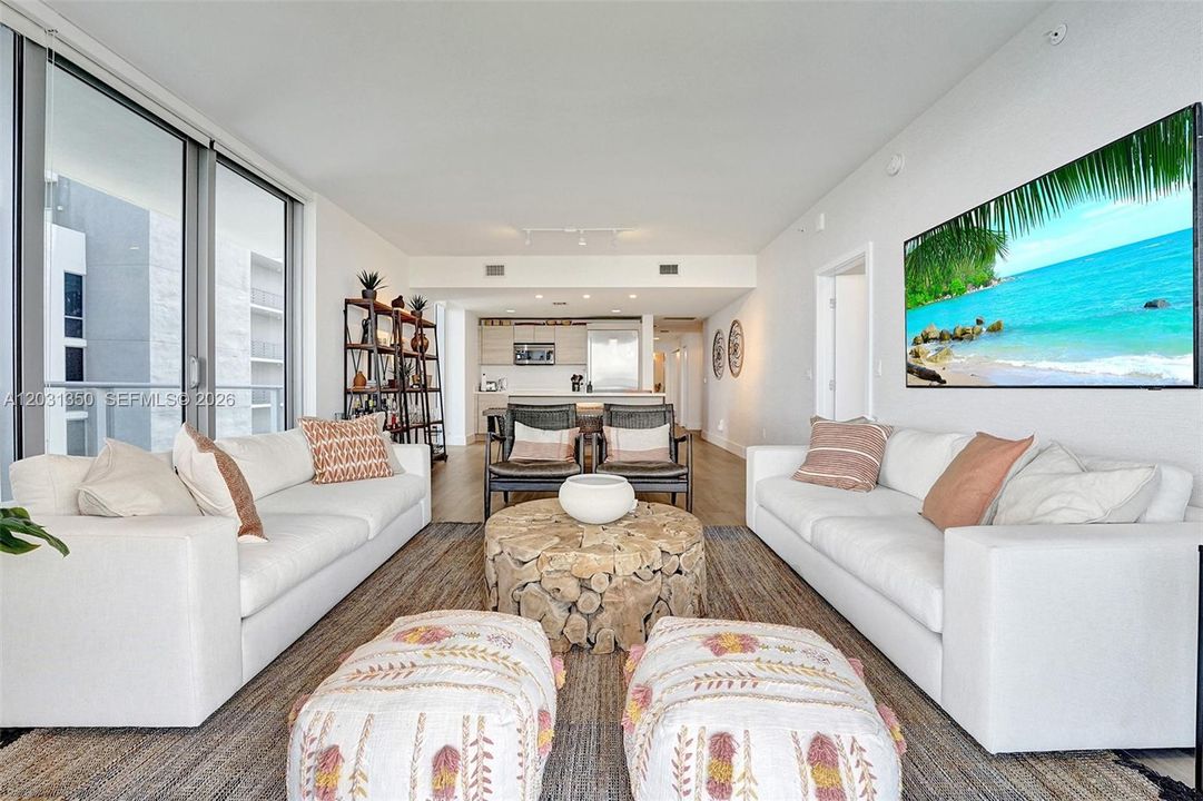 For Rent: $6,600 (3 beds, 3 baths, 1557 Square Feet)