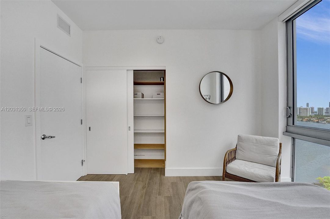 For Rent: $6,600 (3 beds, 3 baths, 1557 Square Feet)