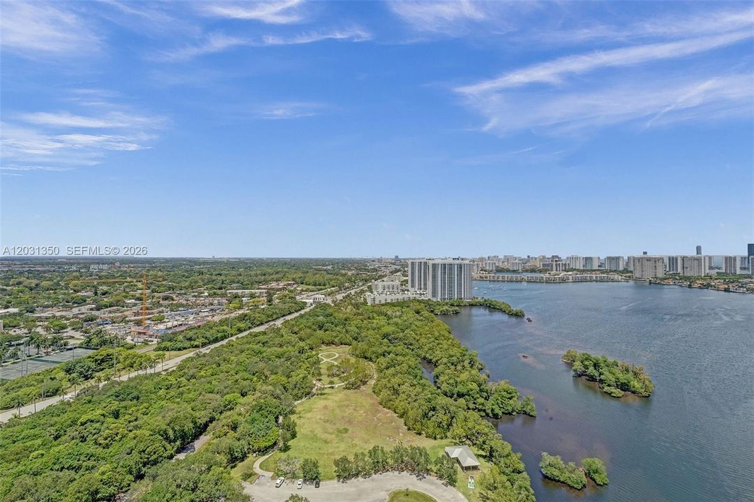 For Rent: $6,600 (3 beds, 3 baths, 1557 Square Feet)