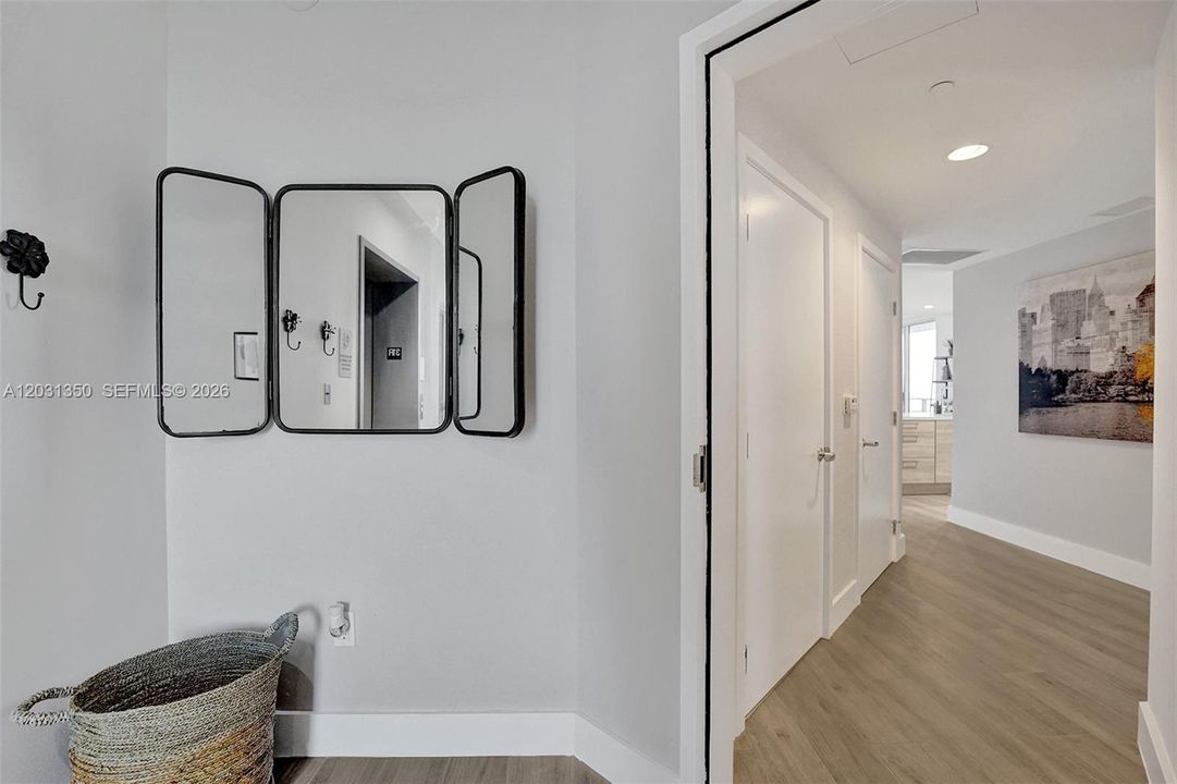 For Rent: $6,600 (3 beds, 3 baths, 1557 Square Feet)