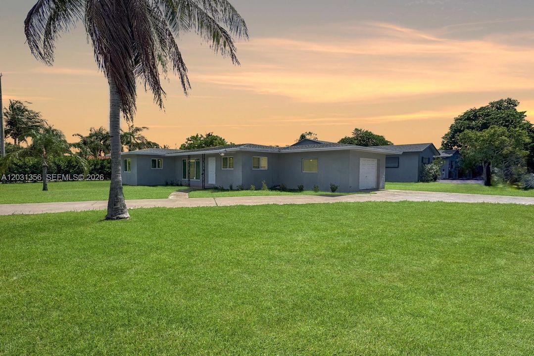 For Rent: $3,100 (2 beds, 2 baths, 1159 Square Feet)