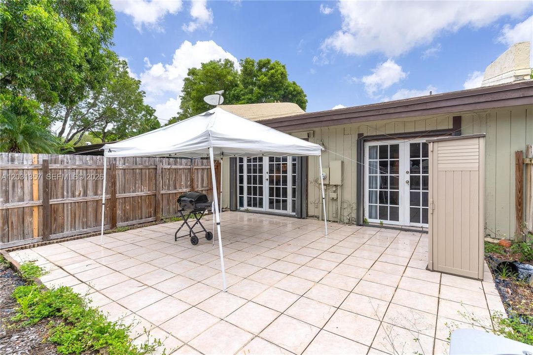 En Venta: $435,000 (2 camas, 2 baños, 1196 Pies cuadrados)
