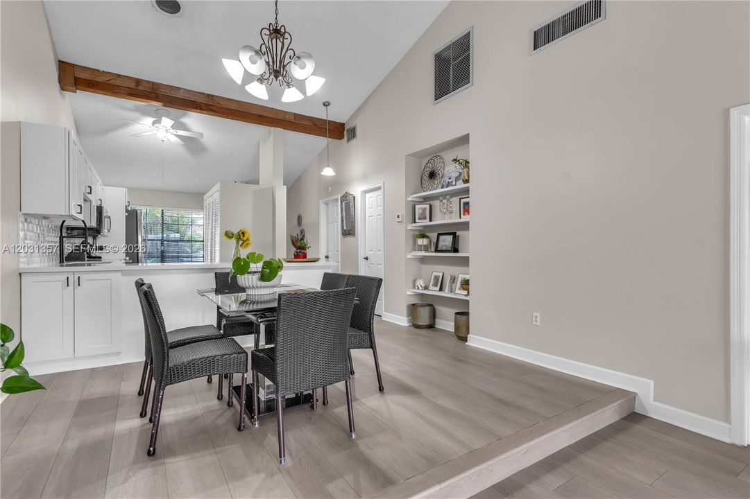 En Venta: $435,000 (2 camas, 2 baños, 1196 Pies cuadrados)