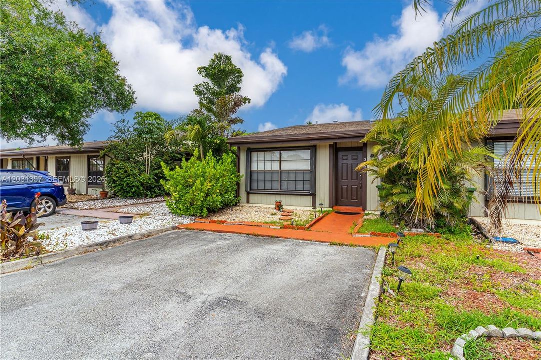 En Venta: $435,000 (2 camas, 2 baños, 1196 Pies cuadrados)