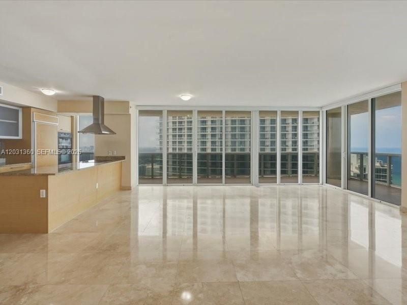 For Rent: $8,500 (3 beds, 3 baths, 2078 Square Feet)