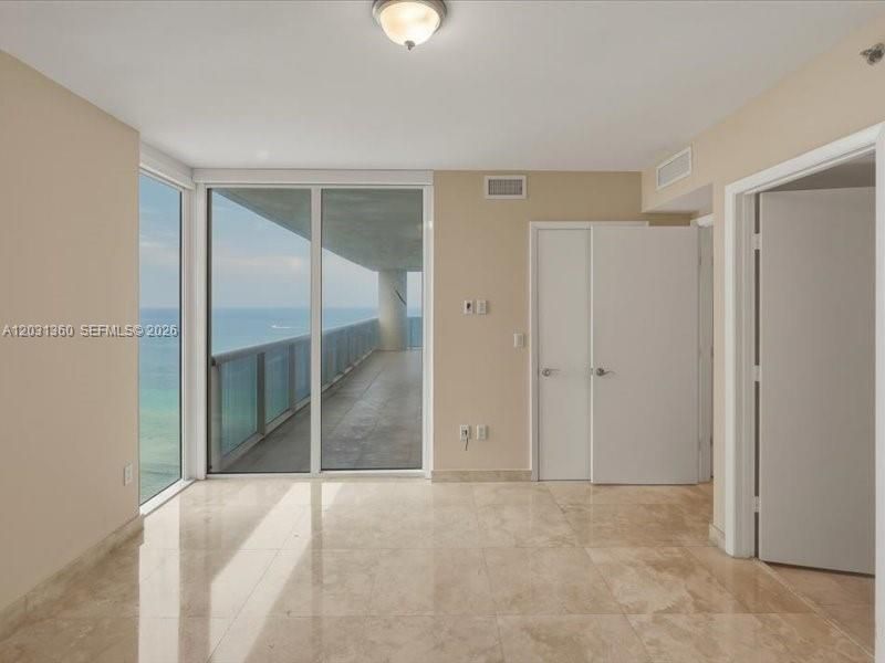 For Rent: $8,500 (3 beds, 3 baths, 2078 Square Feet)