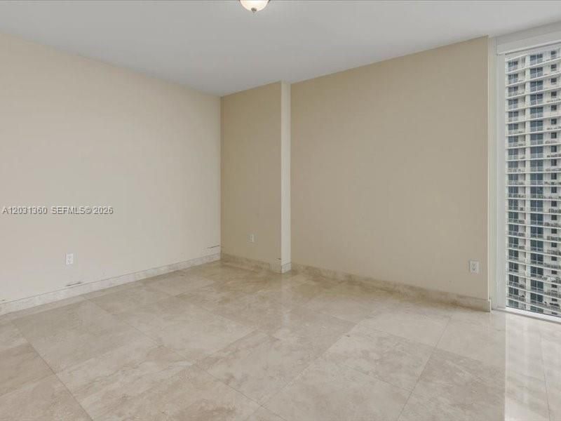 For Rent: $8,500 (3 beds, 3 baths, 2078 Square Feet)