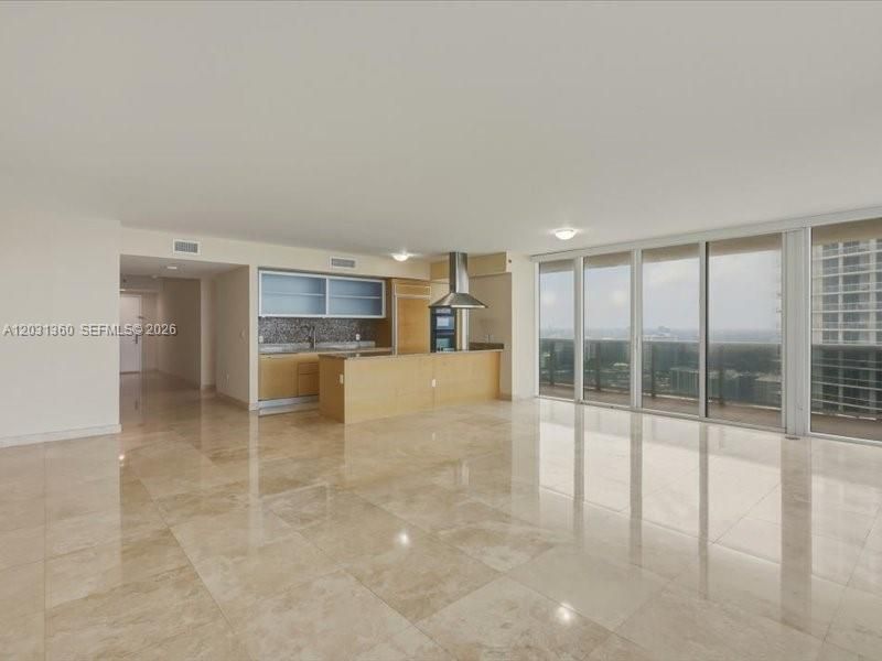For Rent: $8,500 (3 beds, 3 baths, 2078 Square Feet)