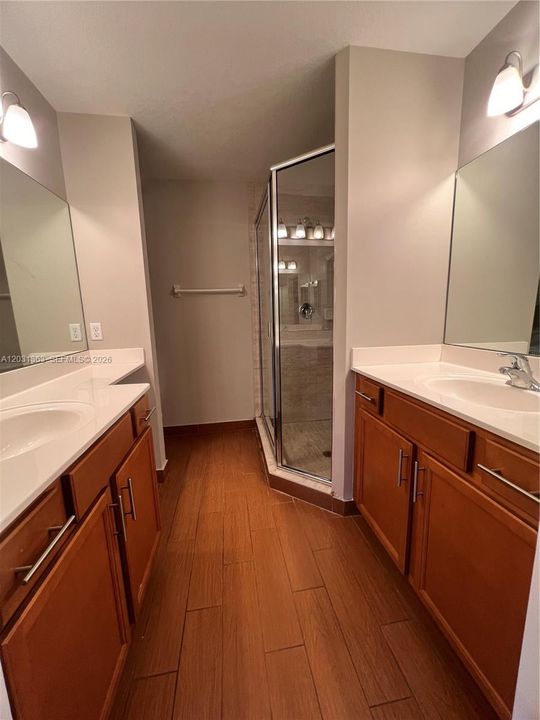 В аренду: $3,500 (3 спален, 2 ванн, 1615 Квадратных фут)