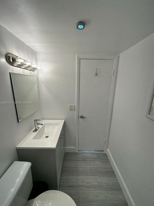 For Rent: $2,500 (2 beds, 2 baths, 1220 Square Feet)