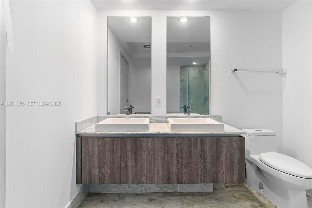 En Renta: $6,950 (3 camas, 3 baños, 1334 Pies cuadrados)