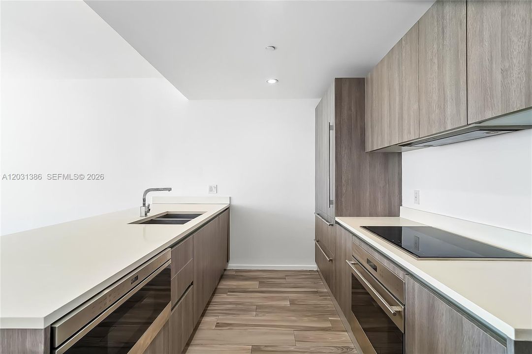 En Renta: $6,950 (3 camas, 3 baños, 1334 Pies cuadrados)