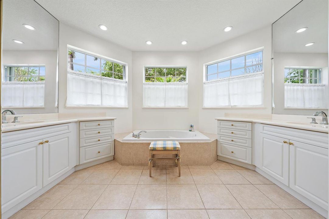9907 SE Osprey Pointe Dr-8