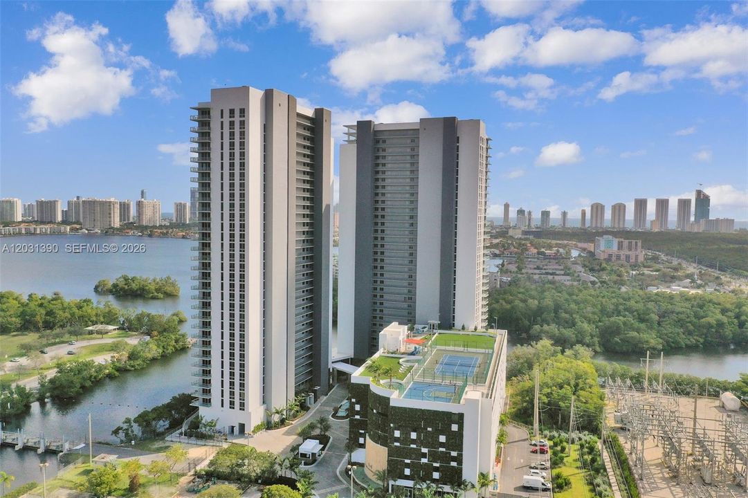 En Renta: $3,650 (1 camas, 2 baños, 937 Pies cuadrados)