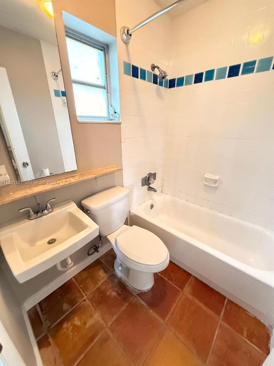 For Rent: $1,650 (1 beds, 1 baths, 500 Square Feet)