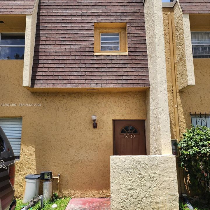 For Sale: $219,990 (3 beds, 2 baths, 1428 Square Feet)