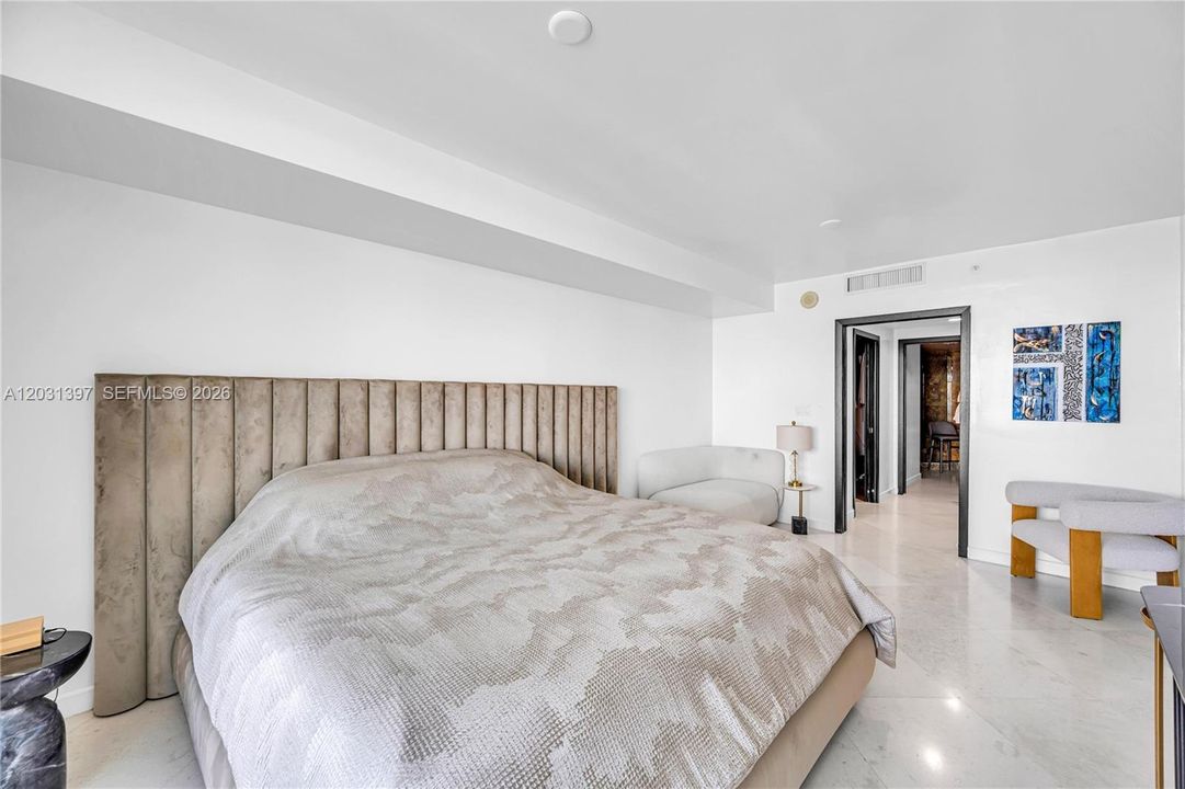 For Sale: $2,100,000 (4 beds, 3 baths, 2498 Square Feet)