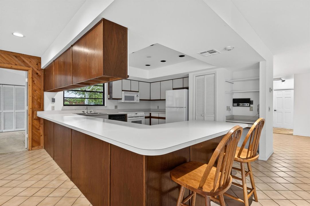 441 NE Town Terrace
