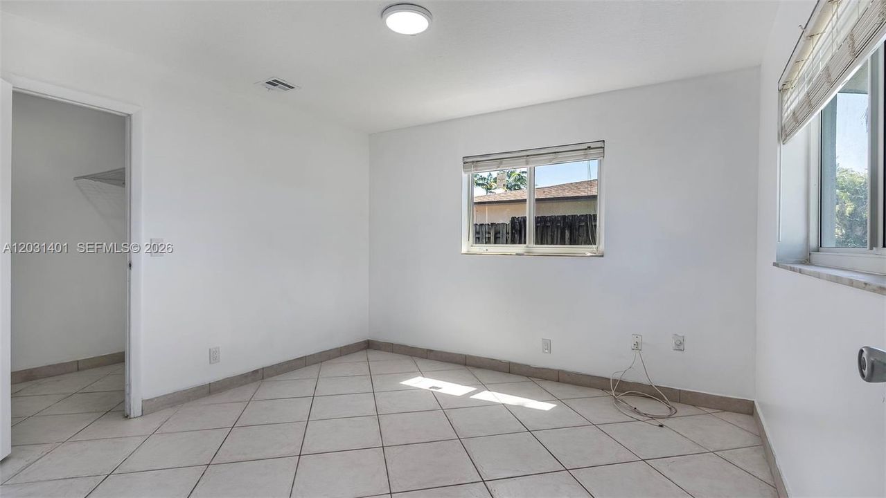 For Rent: $3,300 (3 beds, 2 baths, 1574 Square Feet)