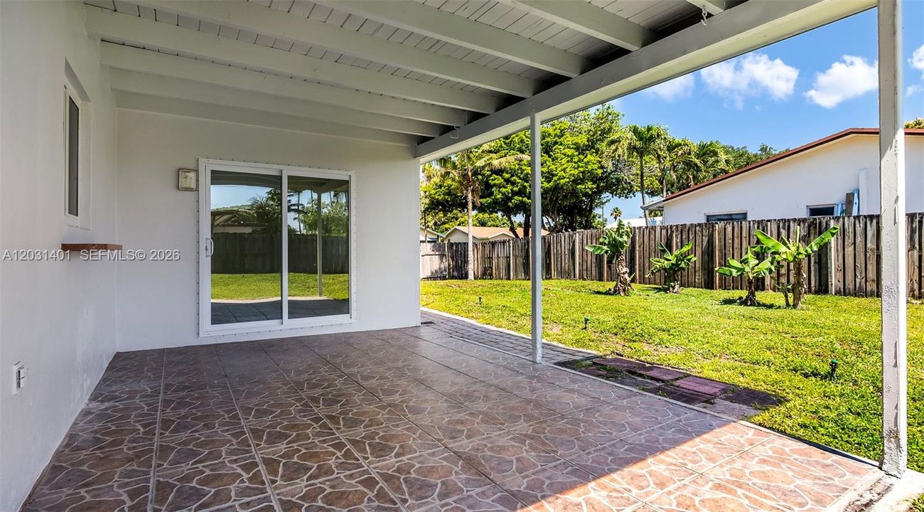 For Rent: $3,300 (3 beds, 2 baths, 1574 Square Feet)
