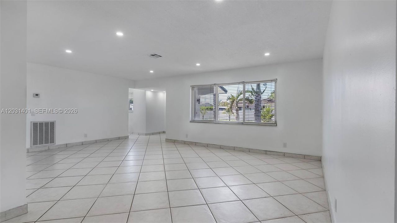 For Rent: $3,300 (3 beds, 2 baths, 1574 Square Feet)