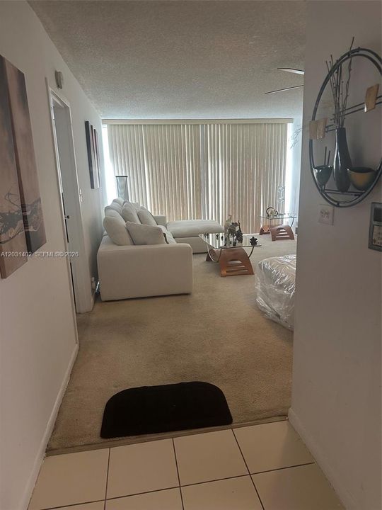 For Sale: $300,000 (2 beds, 2 baths, 1030 Square Feet)
