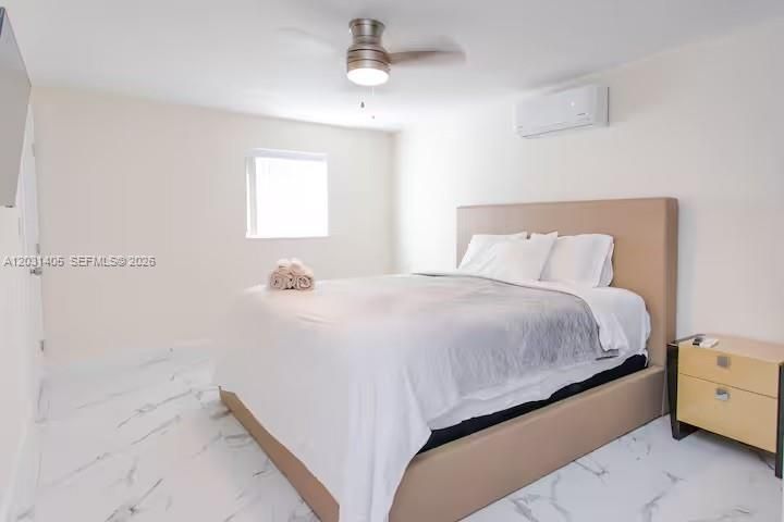 En Renta: $6,500 (4 camas, 4 baños, 2770 Pies cuadrados)